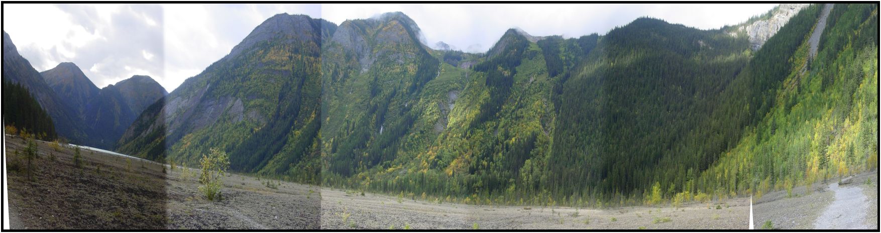 place: Canada: British Columbia: Mount Robson: Berg Lake : s-berg-lake-trail-panorama.jpg