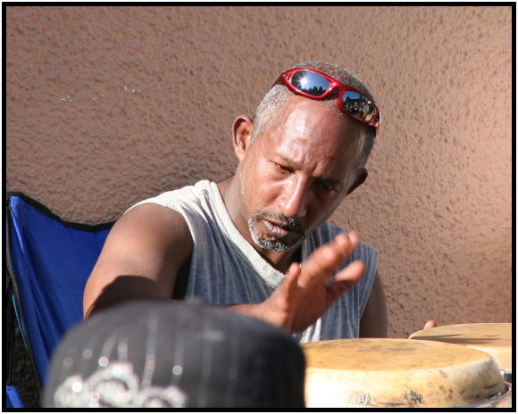 person: action: drumming : s-IMG_4353-1.jpg